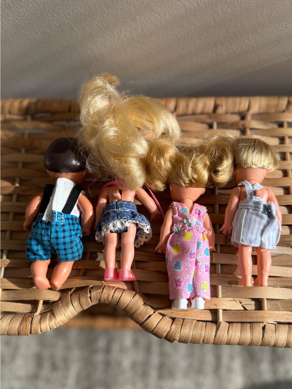 Lot of 4 Barbie Mattel kids dolls - Picture 2 of 2